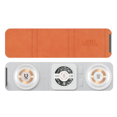 Stazione di ricarica wireless per iPhone 3 in 1